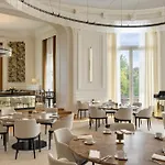 Intercontinental Chantilly Chateau Mont Royal By Ihg Hotel 5*
