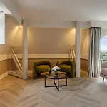 Intercontinental Chantilly Chateau Mont Royal By Ihg La Chapelle-en-Serval