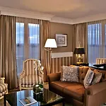 Intercontinental Chantilly Chateau Mont Royal By Ihg 5* La Chapelle-en-Serval