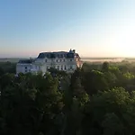 Intercontinental Chantilly Chateau Mont Royal By Ihg 5*