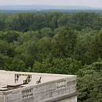 Intercontinental Chantilly Chateau Mont Royal By Ihg Hotel 5*