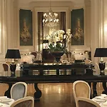 Hotel Intercontinental Chantilly Chateau Mont Royal By Ihg