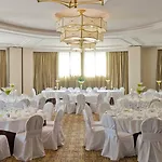 Hotel Intercontinental Chantilly Chateau Mont Royal By Ihg La Chapelle-en-Serval