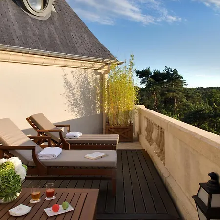 Intercontinental Chantilly Chateau Mont Royal By Ihg 5*