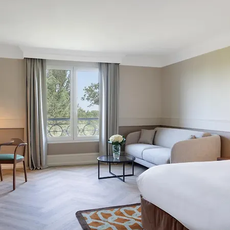 Отель Intercontinental Chantilly Chateau Mont Royal By Ihg