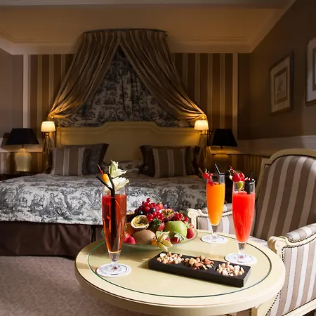 Отель Intercontinental Chantilly Chateau Mont Royal By Ihg