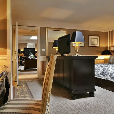 Intercontinental Chantilly Chateau Mont Royal By Ihg Отель Ла-Шапель-ан-Серваль