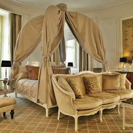 Intercontinental Chantilly Chateau Mont Royal By Ihg Hotel 5*