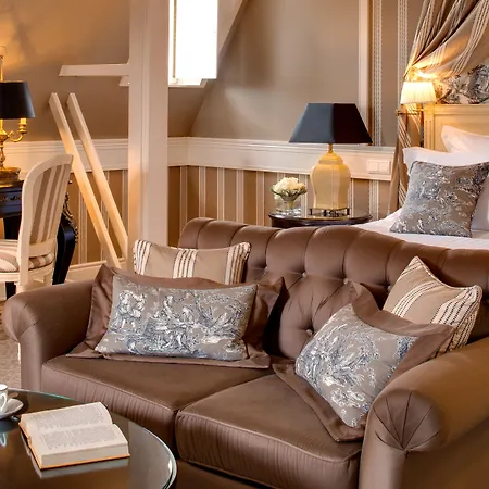 Intercontinental Chantilly Chateau Mont Royal By Ihg Отель 5*
