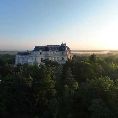 Intercontinental Chantilly Chateau Mont Royal By Ihg 5*