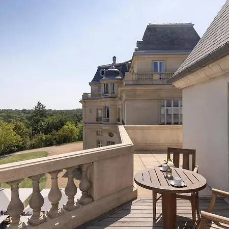 Отель Intercontinental Chantilly Chateau Mont Royal By Ihg 5*