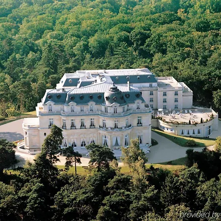 Intercontinental Chantilly Chateau Mont Royal By Ihg 5*