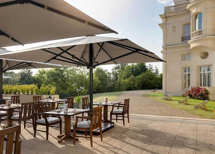 Intercontinental Chantilly Chateau Mont Royal By Ihg Hotel 5*