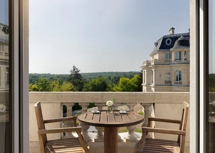 Hotel Intercontinental Chantilly Chateau Mont Royal By Ihg