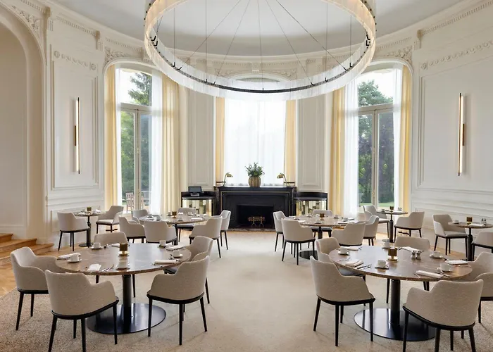 Hotel Intercontinental Chantilly Chateau Mont Royal By Ihg