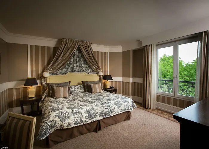 Intercontinental Chantilly Chateau Mont Royal By Ihg 5* La Chapelle-en-Serval