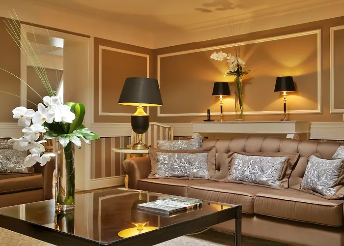 Intercontinental Chantilly Chateau Mont Royal By Ihg Hotel