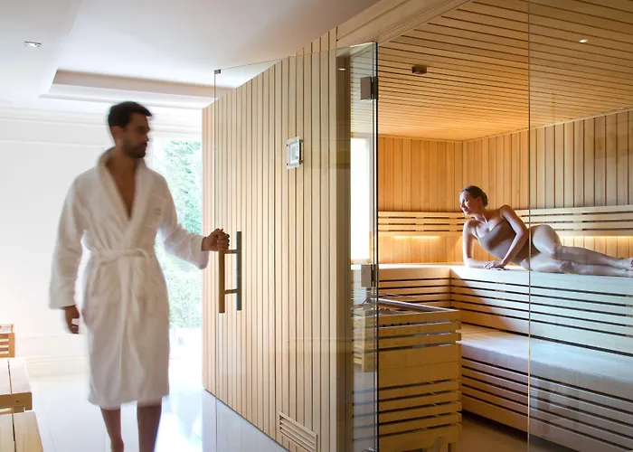 Hotel Intercontinental Chantilly Chateau Mont Royal By Ihg 5*