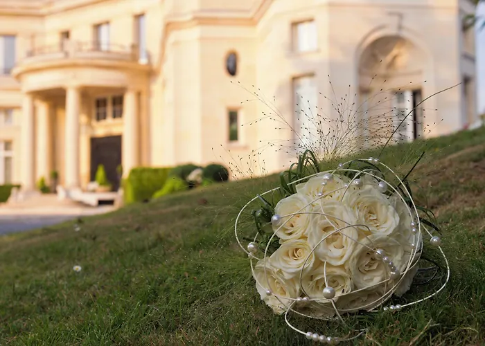 Intercontinental Chantilly Chateau Mont Royal By Ihg Hotel La Chapelle-en-Serval