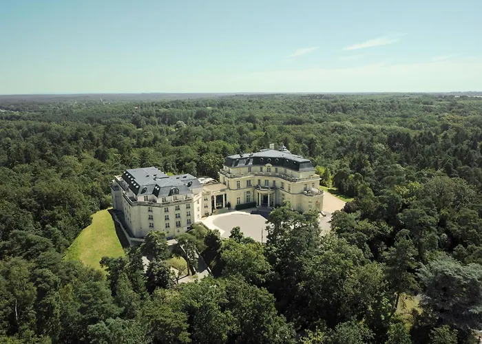 Intercontinental Chantilly Chateau Mont Royal By Ihg 5*