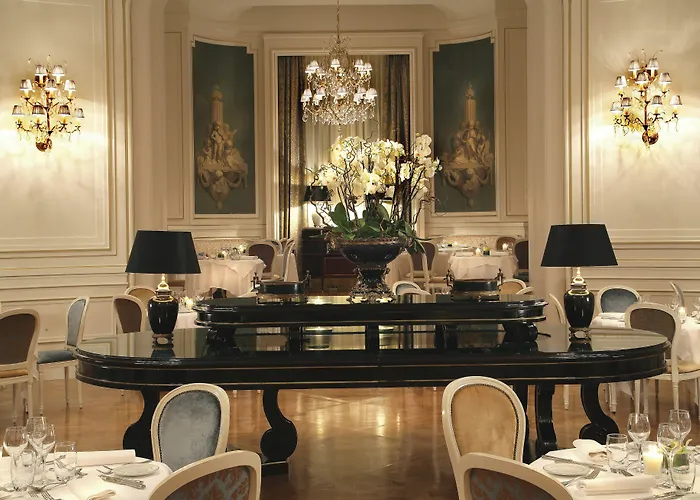 Hotel Intercontinental Chantilly Chateau Mont Royal By Ihg