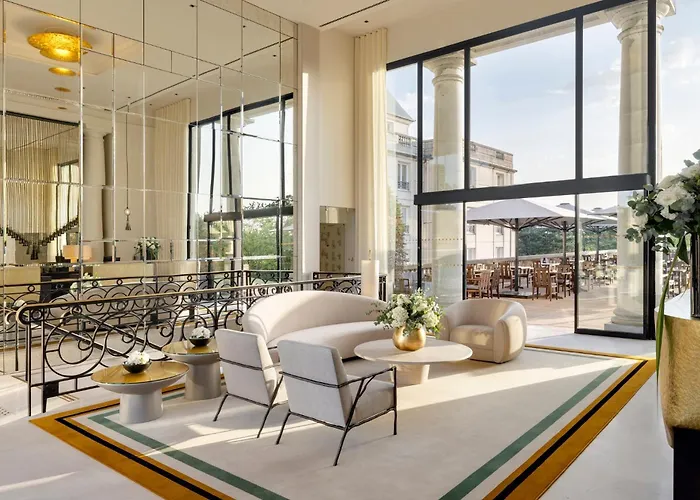 Intercontinental Chantilly Chateau Mont Royal By Ihg 5*