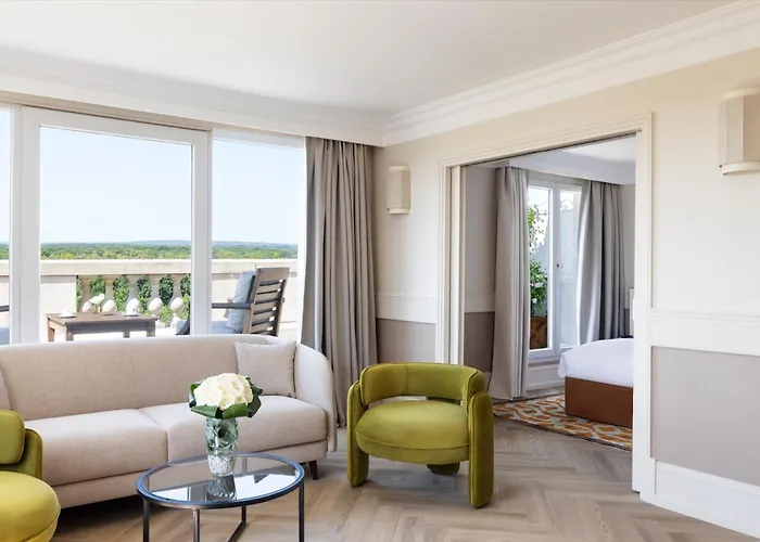 Hotel Intercontinental Chantilly Chateau Mont Royal By Ihg 5*