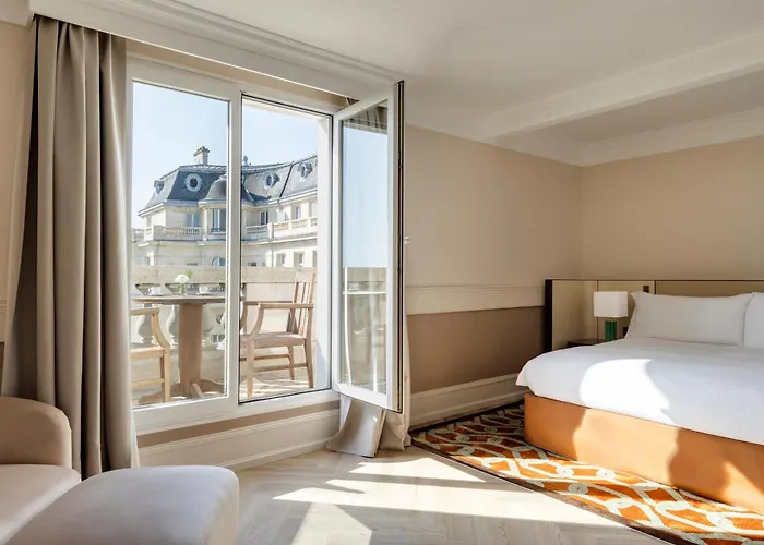 Intercontinental Chantilly Chateau Mont Royal By Ihg Hotel 5*
