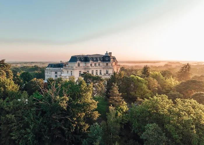 Hotel Intercontinental Chantilly Chateau Mont Royal By Ihg La Chapelle-en-Serval