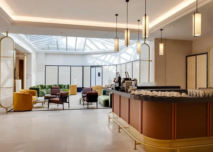 Intercontinental Chantilly Chateau Mont Royal By Ihg La Chapelle-en-Serval